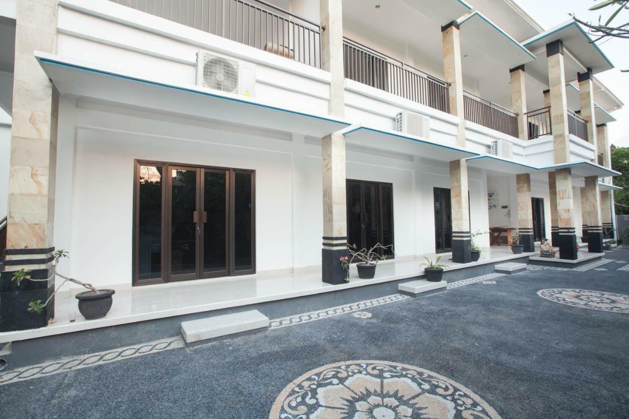 Wisma tamu Yankee Fara 14 Seminyak (Bali)
