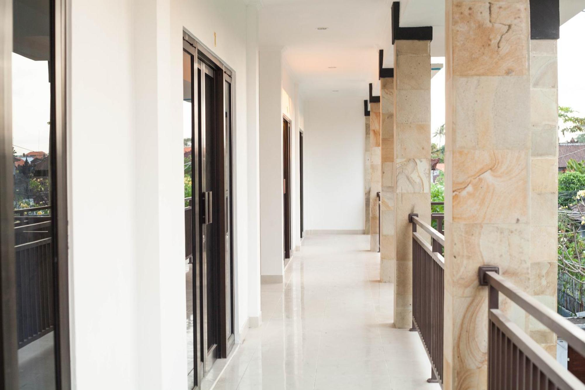 Yankee Fara 14 Wisma tamu Seminyak (Bali)
